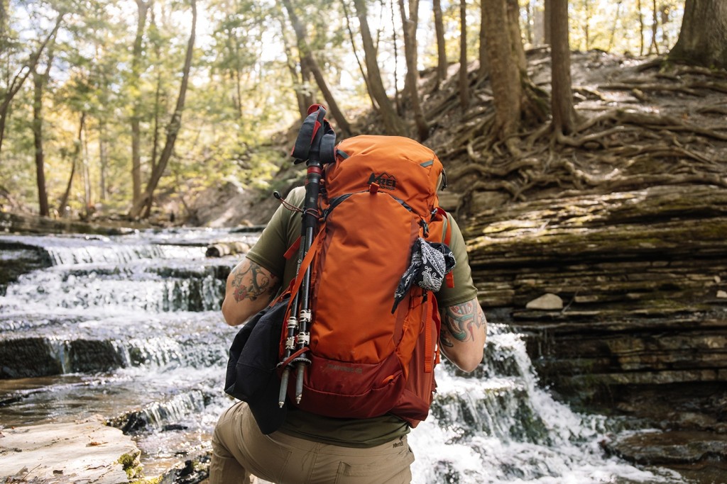 REI Co-op Transverse 32 Best Hiking Daypack