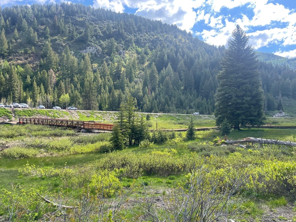 Donut Falls Trailhead In Utah Big Cottonwood Canyon