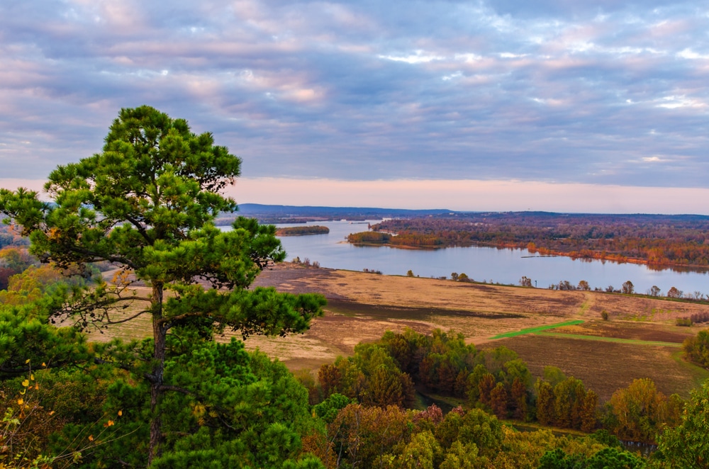 Pinnacle Mountain State Park In Arkansas State